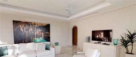 1704016354515_w475h356