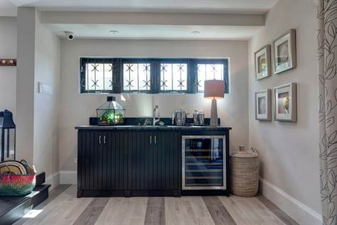 1704022325856_w475h356